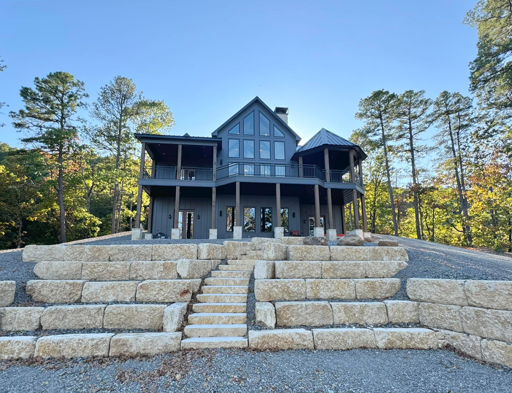 Exterior of JB Crawford Construction custom home built in Oklahoma.